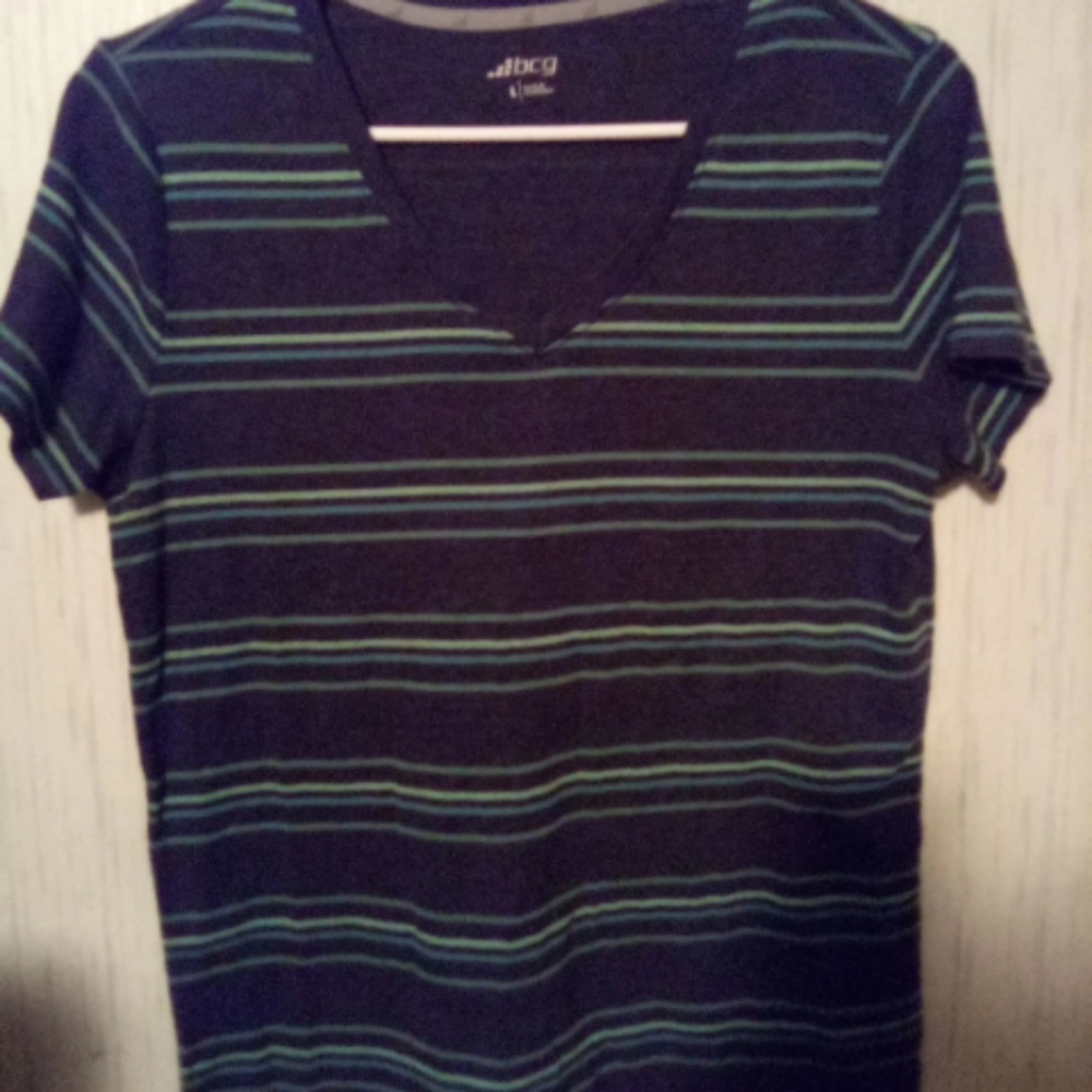 Athletic tee